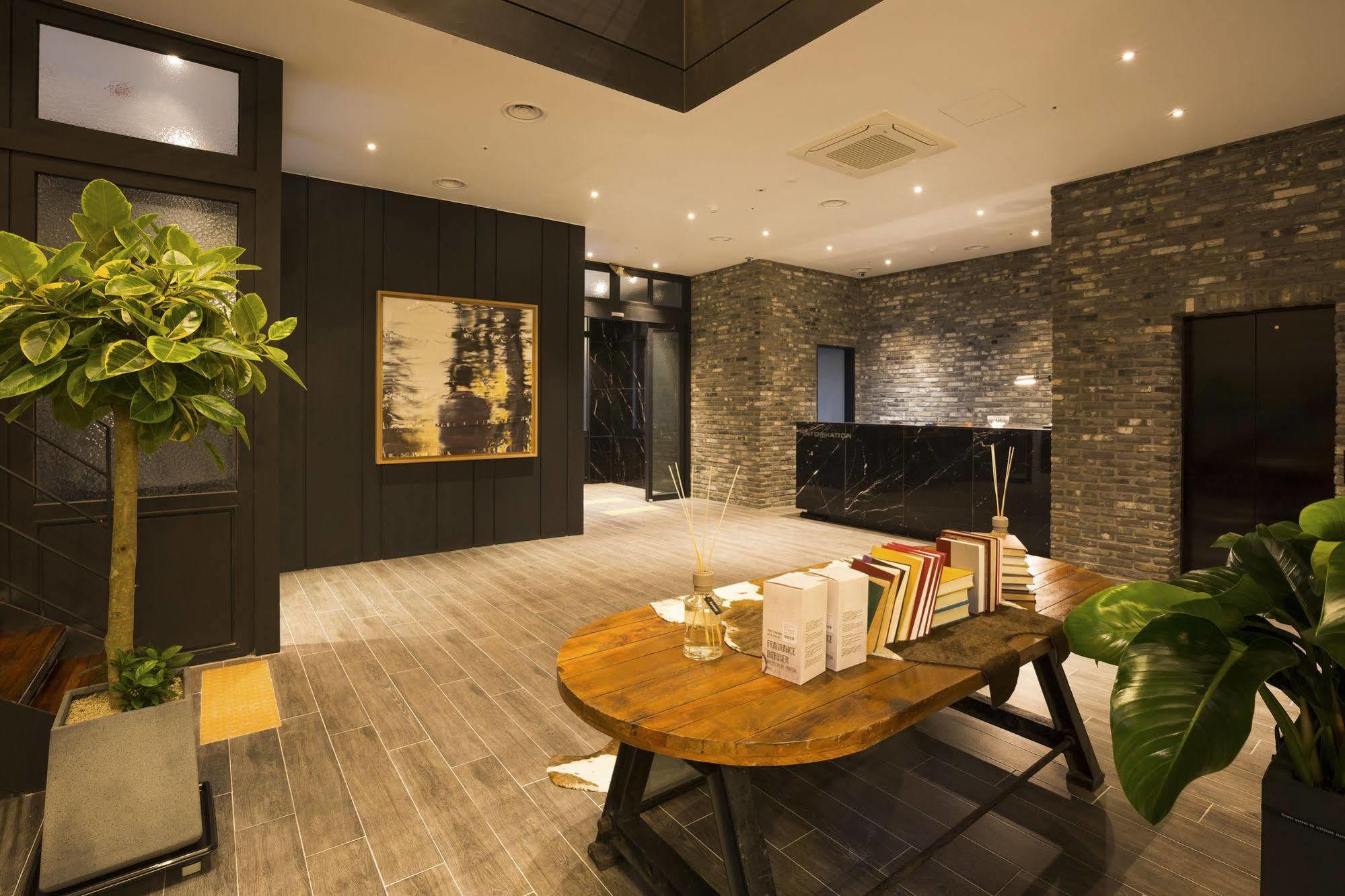 Trang Blue Motel 3*